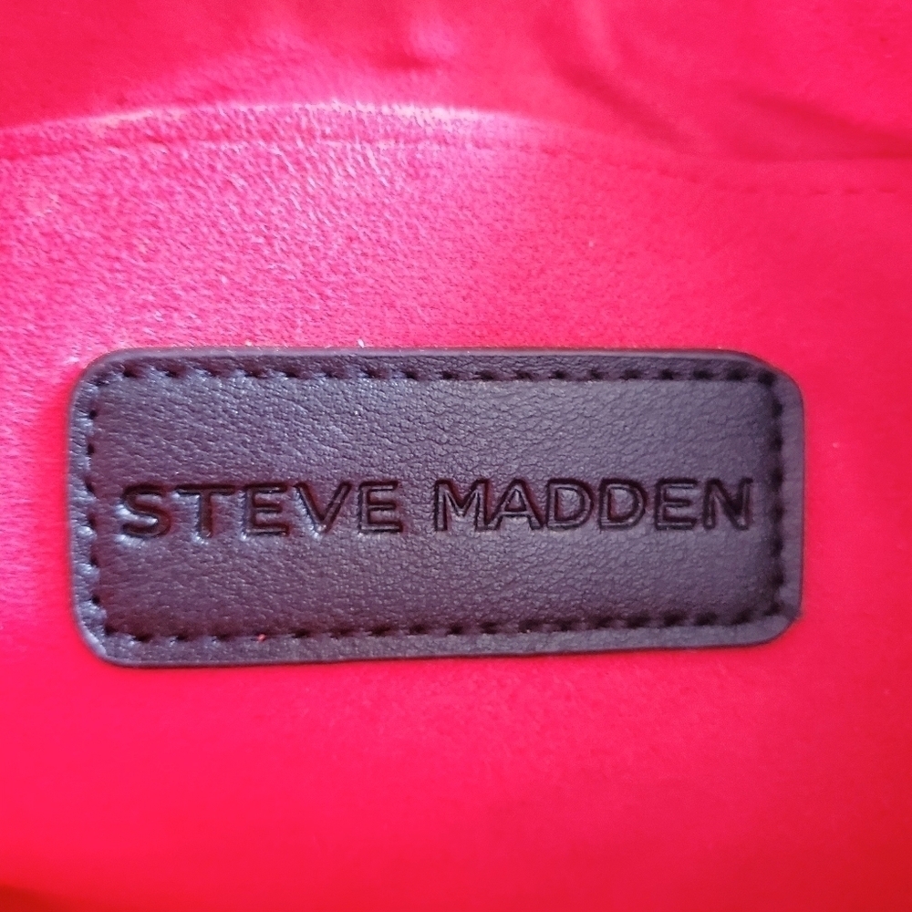Steven Madden Small Floral Purse Black Red - Picture 3 of 13